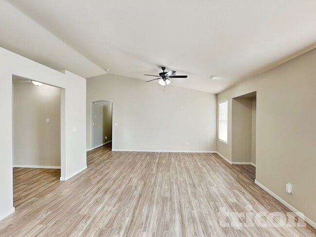 Photo - 5044 N Vista Del Rancho Way