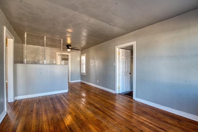 Photo - 3112 Cashion Pl