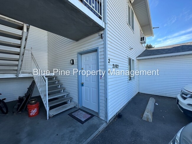 Photo - 2102 Stace St Unit 4