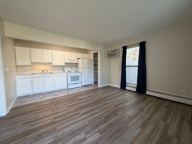 Building Photo - 8050 Niwot Rd Unit 37