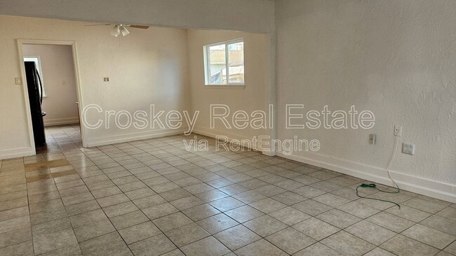Photo - 126 W 10th St