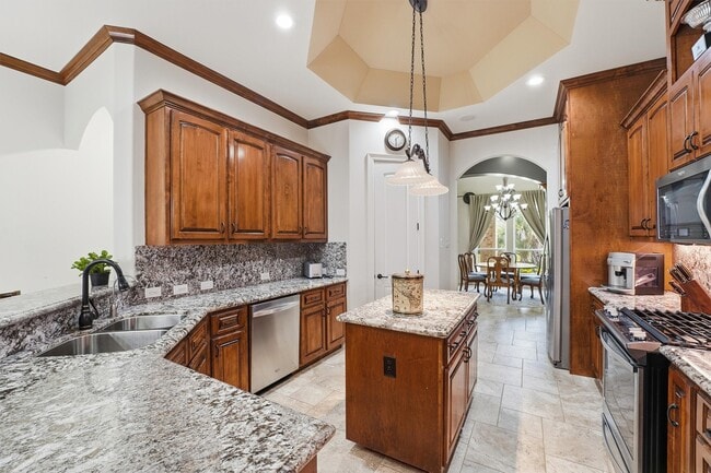 Photo - 19623 Fairway Island Drive