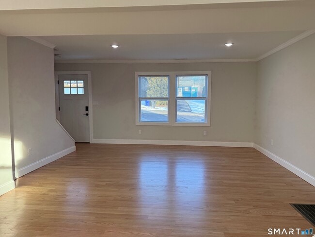 Photo - 37 Brainerd Rd