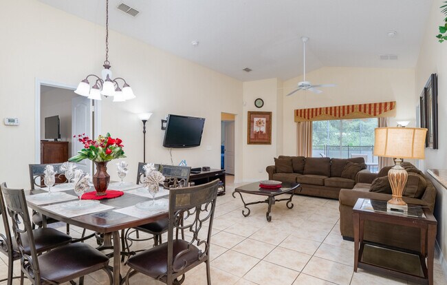 Photo - 2178 Royal Ridge Dr