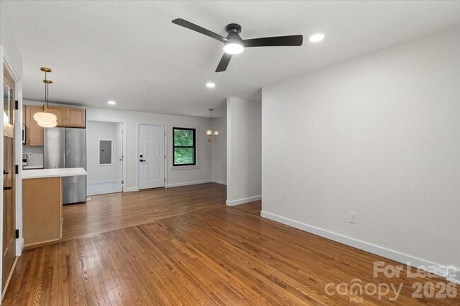 Photo - 2430 Dora Dr