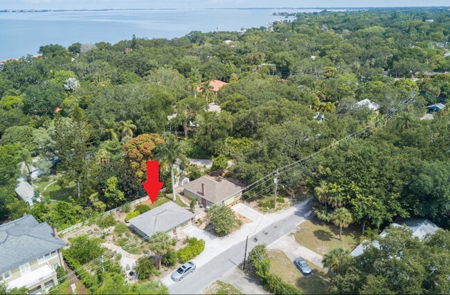 Photo - 2475 Alameda Avenue
