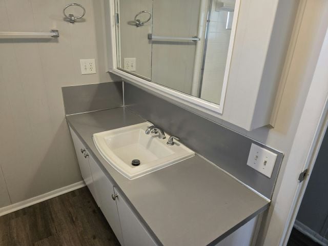 Photo - 4927 4th St W