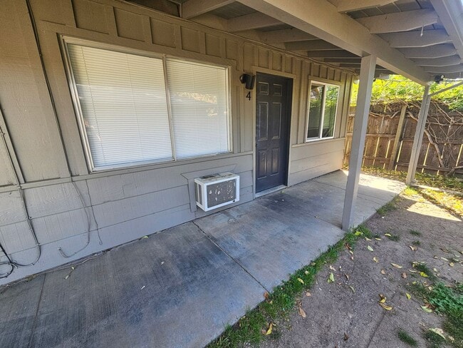 Photo - 1 Bedroom 1 Bath Triplex Unit in Los Molinos! Unit #4