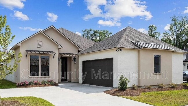 Building Photo - 14032 Eastover Ave