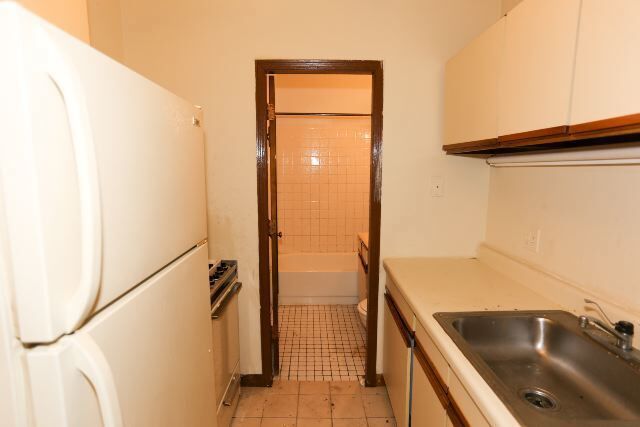 Photo - 824 W Cornelia Unit 903