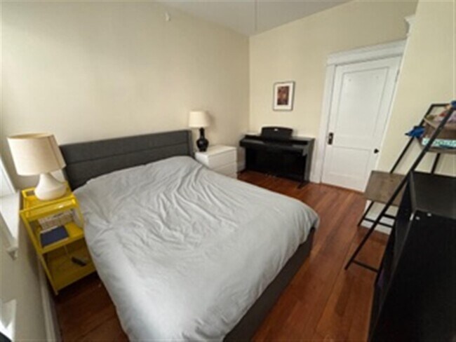 Photo - 72 Kirkland St Unit 1