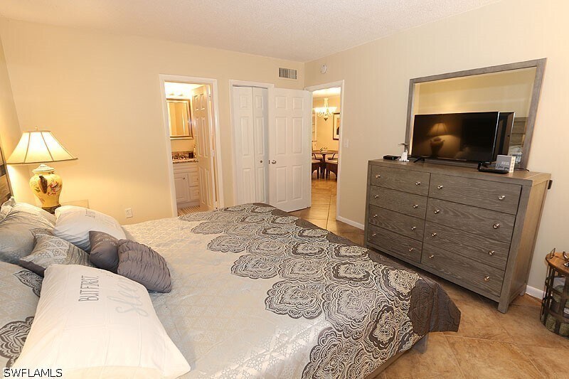 Photo - 820 Ketch Dr Unit 2