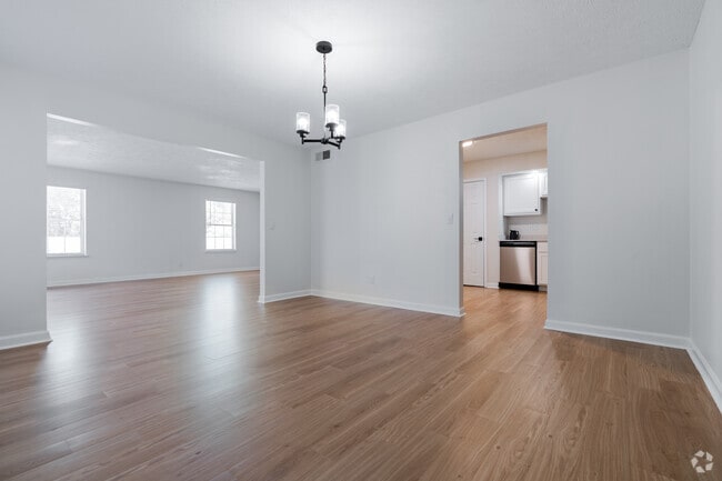 2BR, 2BA - 1,500SF - Dining Room - Lochwood Apartments