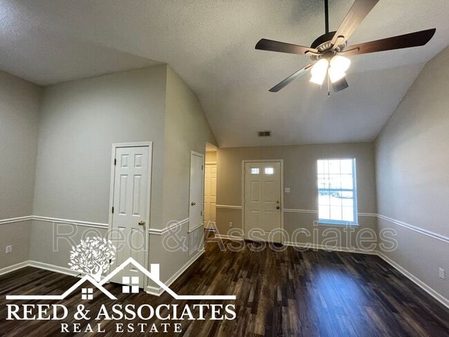 Photo - 6823 Meadow Chase Ln