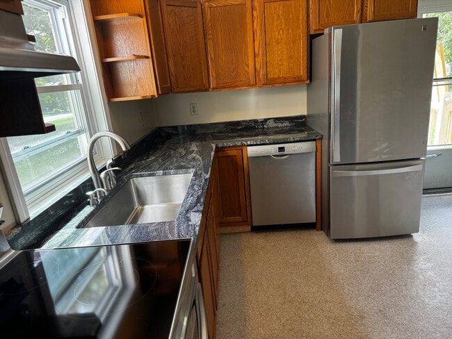 Photo - 15 Railroad St Unit #2