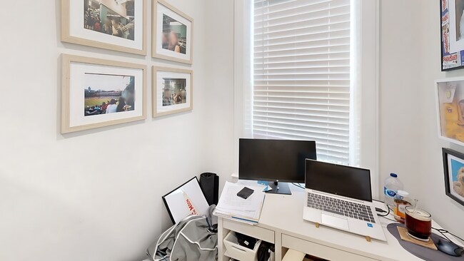 Photo - 18 Grove St Unit 4