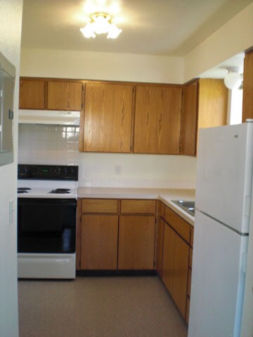 Photo - 226 W 2nd St