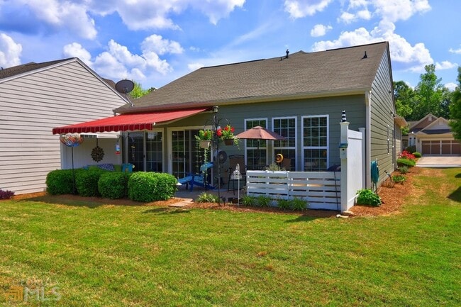 Photo - 143 Begonia Ct