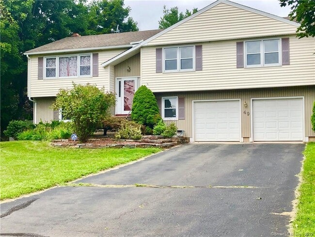 Photo - 49 Cheshire Dr