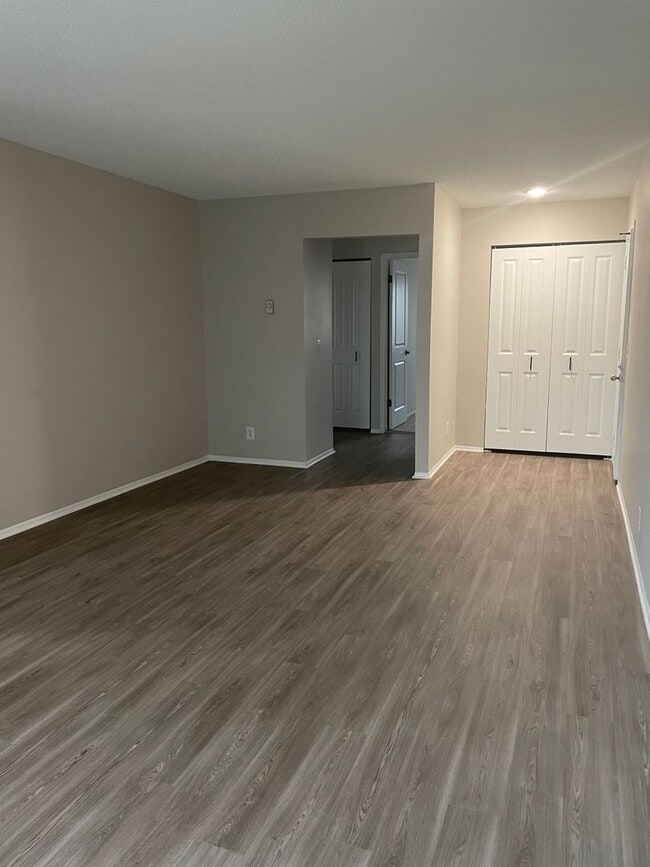 Photo - The Winston Apartments