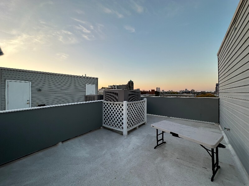 Photo - 924 Mt Vernon St