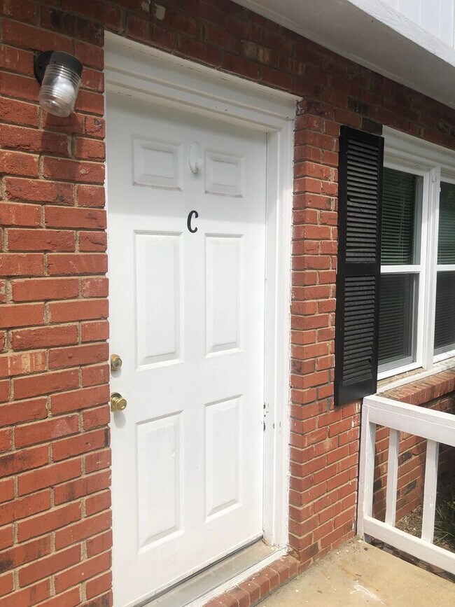 Photo - Azalea Apartments Unidad 630 C