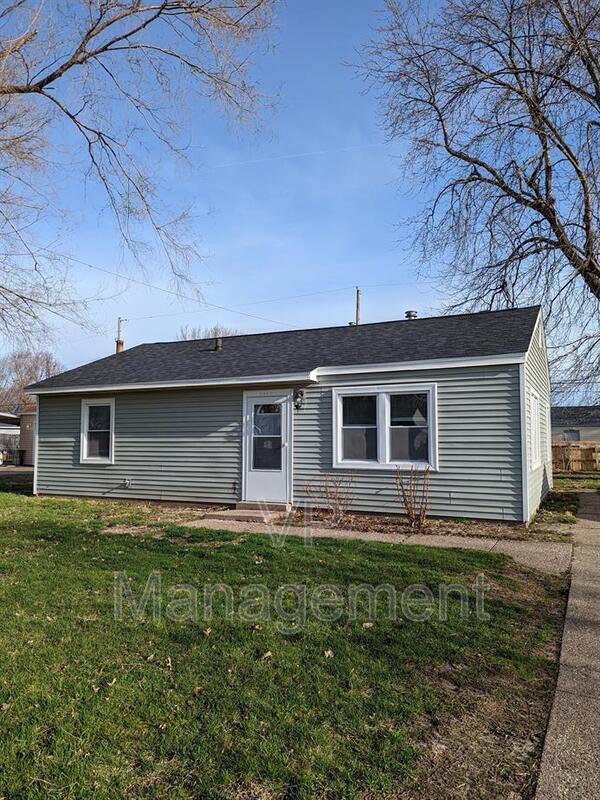Building Photo - 2902 W 70th St
