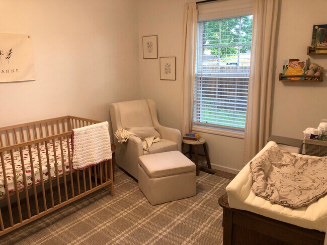 Photo - 140 Landon Ln