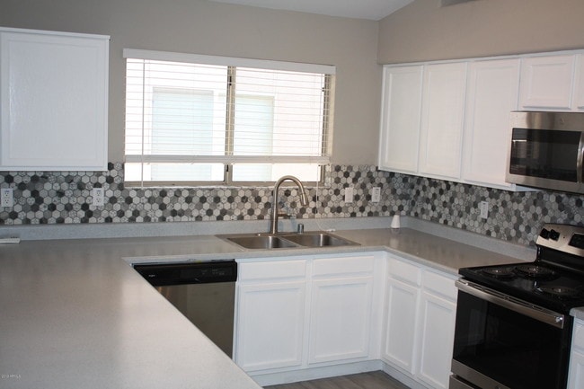 Photo - 6123 N 135th Dr