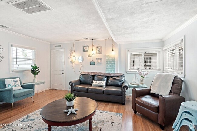 Building Photo - 304 Bay Blvd Rental