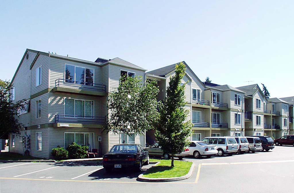 Alternate Building View - Somerset Village