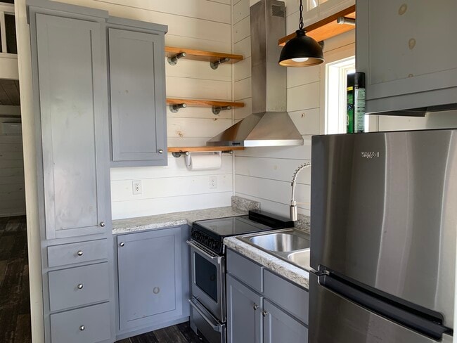 Photo - 13261 Powell Ln