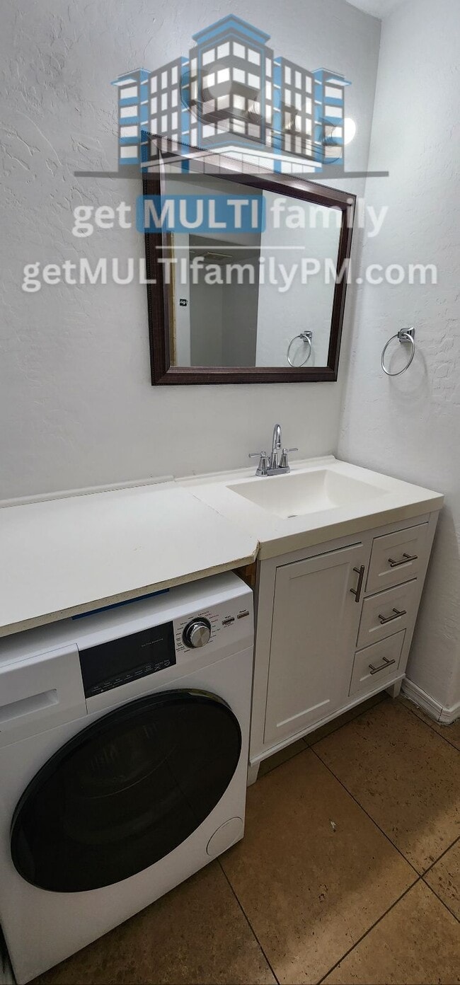 Photo - 3619 E Monterosa St Unit 106