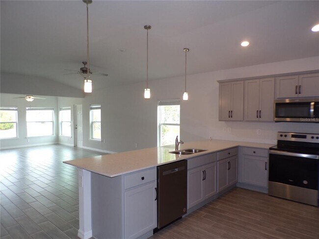 Photo - 25442 Colon Dr