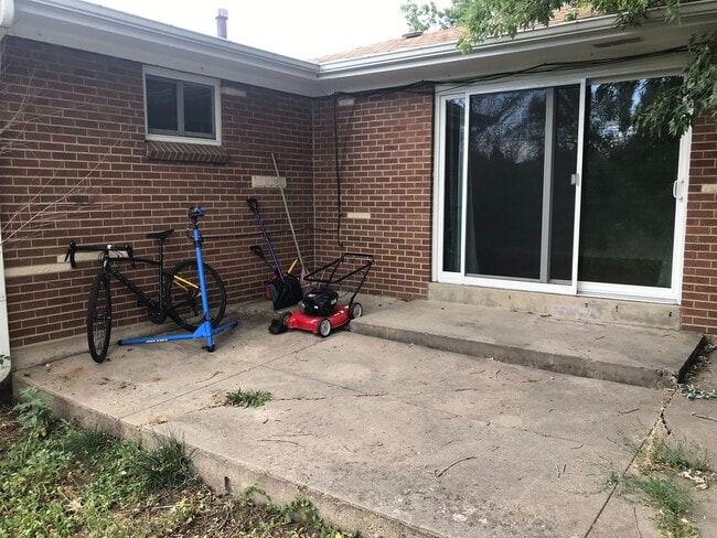 Photo - House for August Prelease with Easy Access to CU