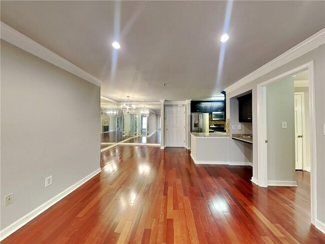 Photo - 3201 Lenox Rd NE Unidad 39