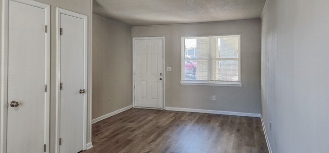 Photo - 1731 W Avalon Cir Unit D