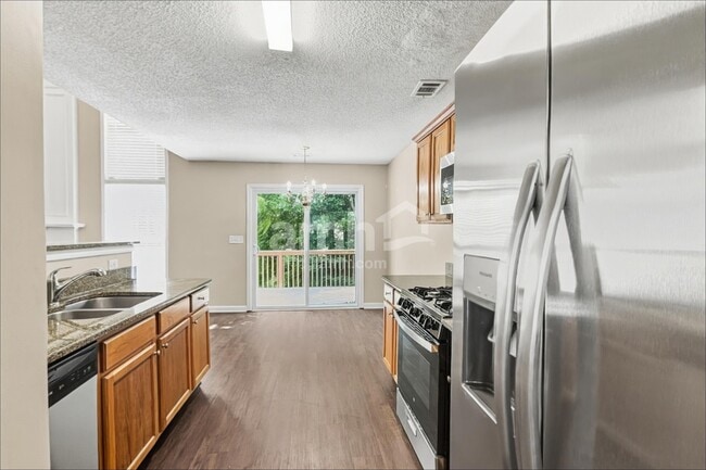 Photo - 3450 Ridgefair Dr