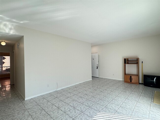 Photo - 6500 Harbor Town Dr Unidad 2905