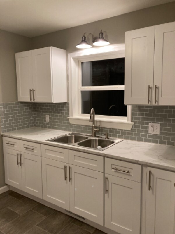 Photo - 1040 Stonybridge Dr