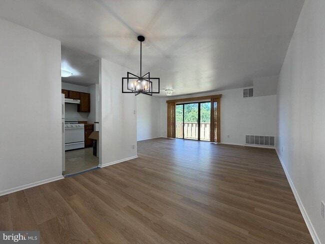 Photo - 716 Woodhollow Dr
