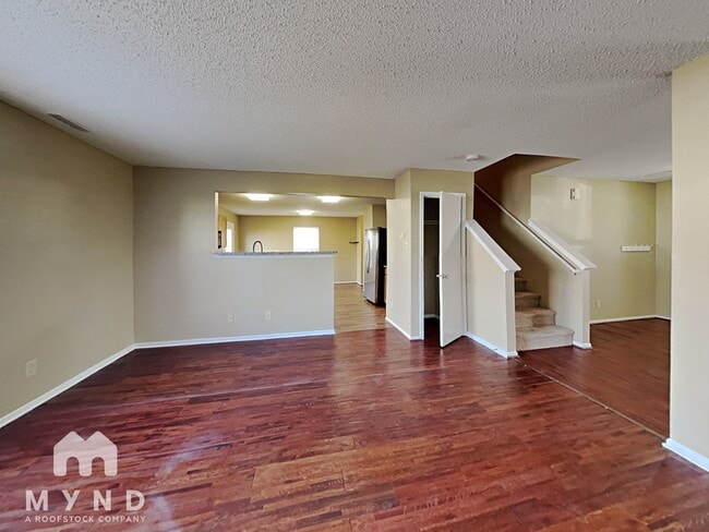 Photo - 9526 Lantern Ln