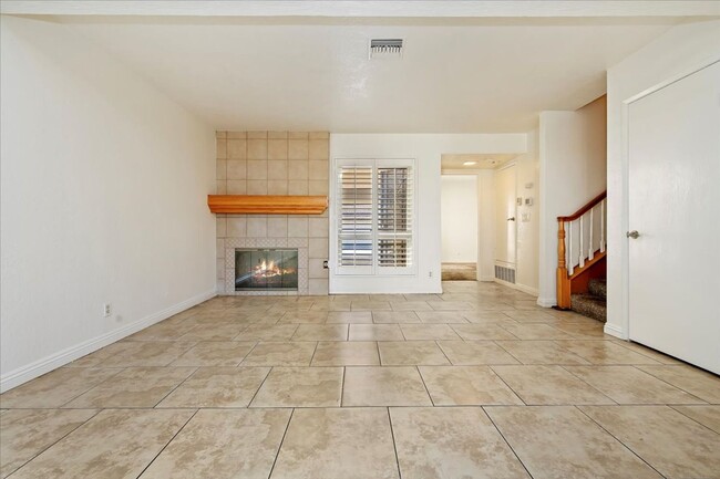 Photo - SPACIOUS 3BR/2BA Condo in Canyon Crest Nea...