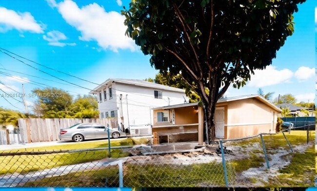 Photo - 1896 NW 64th St