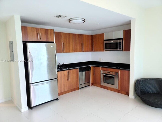 Photo - 300 S Biscayne Blvd Unit T-3303