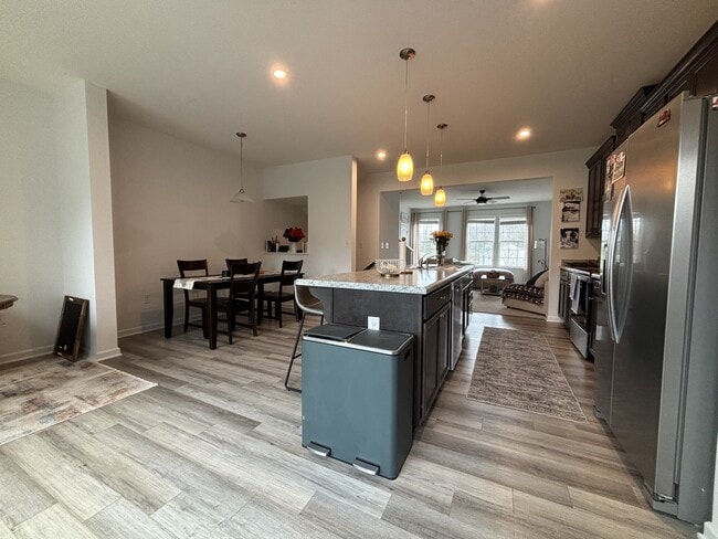 Photo - 513 Turquoise Ln