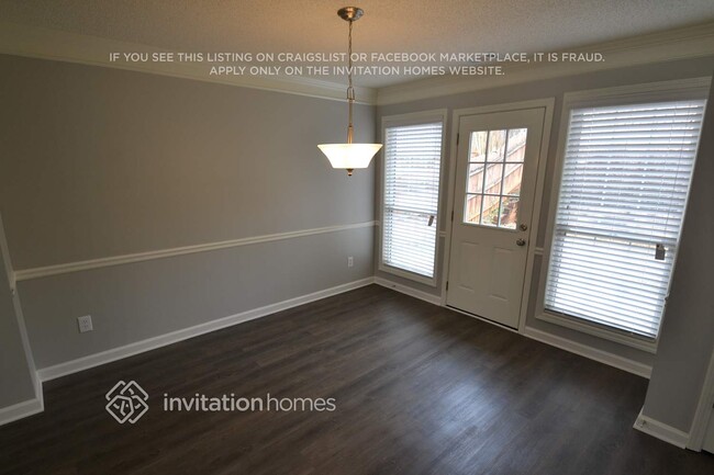 Photo - 2697 Chadwick Ln NW