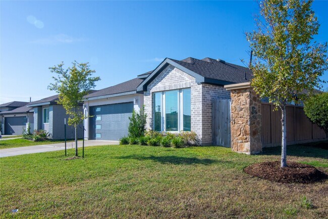 Photo - 7226 Telford Holw Trl