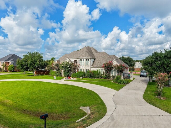 Photo - 1904 Stonegrove Ct