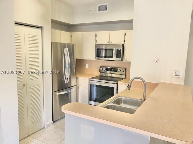 Photo - 7250 NW 114th Ave Unit 107